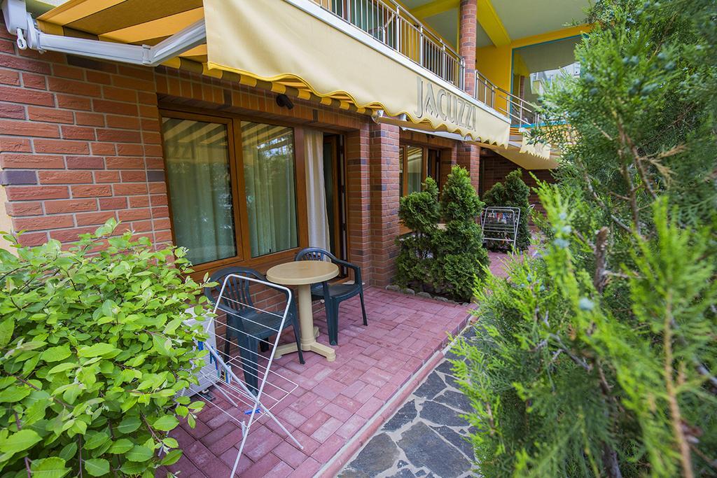 Jbh Hotel Sveti Vlas Exterior foto